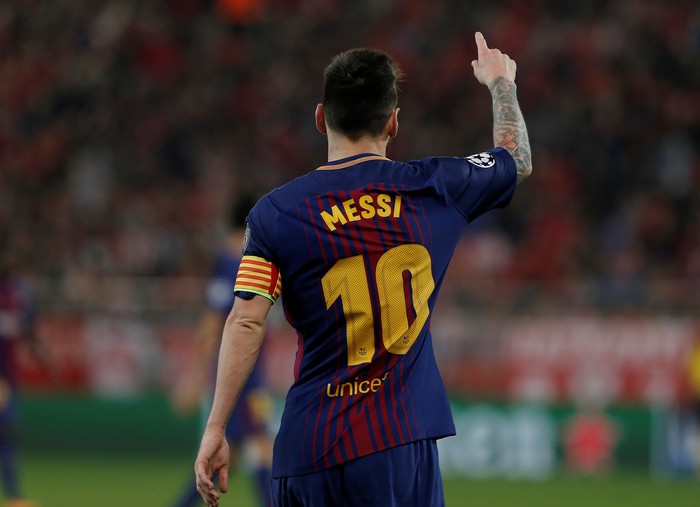 Soccer Football - Champions League - Olympiacos vs FC Barcelona - Karaiskakis Stadium, Piraeus, Greece - October 31, 2017   Barcelona’s Lionel Messi   REUTERS/Costas Baltas
