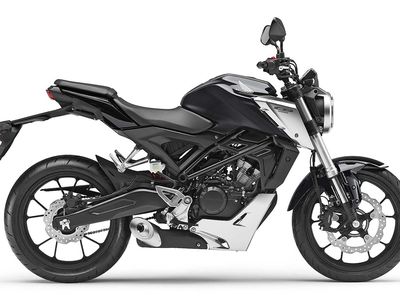 Honda CB125R dan CB300R, Mau?