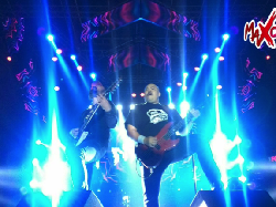 NTRL dan Andra and the Backbone Gebrak Panggung MAXcited Bekasi