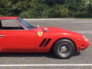 Mobil Ini Bukan Ferrari, Tapi Datsun yang Dimodifikasi Mobil Ini Bukan Ferrari, Tapi Datsun yang Dimodifikasi