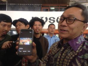 Ketum PAN Pamer Foto Bareng Ganjar, Sinyal Dukungan di Pilgub Jateng?