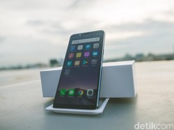 Oppo Klaim F5 Sudah Diburu Konsumen