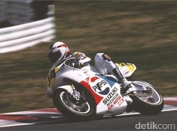 Suzuki Restorasi Motor Balap Milik Kevin Schwantz