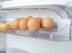 Telur Lebih Cepat Rusak Saat Disimpan dalam Pintu Kulkas, Ini Alasannya!