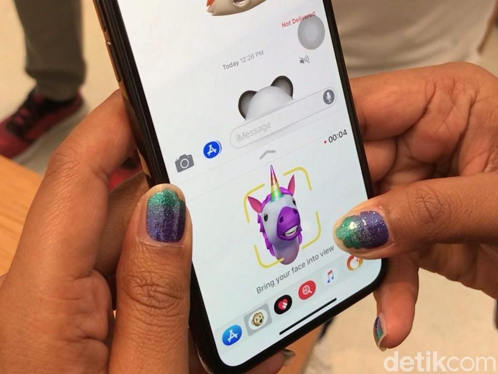 Apple Miliki Animoji, Google Kini Punya Playmoji Apple Miliki Animoji, Google Kini Punya Playmoji