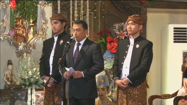 Jejak-jejak Kebersamaan Jokowi dan Moeldoko