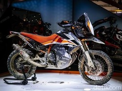 Tampang Anyar Motor Adventure KTM 790 Duke