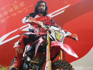 Bedah Jeroan Honda CRF150L, Konsumsi BBM 43,03 Km/Liter Bedah Jeroan Honda CRF150L, Konsumsi BBM 43,03 Km/Liter