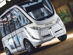 Bus Otomatis Tanpa Sopir Tabrakan di Hari Pertama di Las Vegas