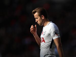 Wenger Puji Kane yang Kalahkan Messi dan Ronaldo