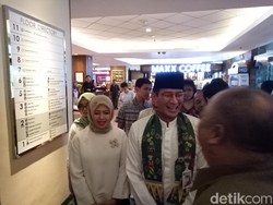 Jenguk Soerjadi Soedirdja, Sandi: Beliau Bilang Selamat Bekerja