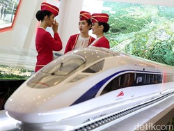 Luhut Pimpin Rakor Percepatan Pembangunan Kereta Cepat JKT-BDG