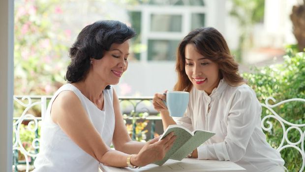 4 Tips Menyikapi Mertua yang Menyebalkan/ 