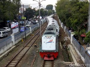 Jamin Keselamatan, PT KAI Daop 2 Tambah Petugas Pemeriksa Rel
