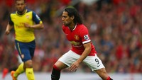 Radamel Falcao disebut El Tigre karena kebuasannya akan gol. 72 gol/87 laga di Porto, lalu 70 gol/91 laga di Atletico Madrid. Di Monaco, dia mengawali dengan 11 gol/19 laga di musim pertama. Tapi saat dipinjamkan ke Manchester United dan Chelsea, torehannya merosot: 4 gol/29 laga di MU dan 1 gol/12 laga di Chelsea. (Foto: Clive Rose/Getty Images)