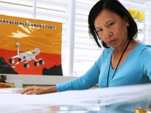 Ini Lien Pham, Wanita Vietnam Penjahit Baju Antariksa Untuk NASA