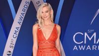 Foto: 7 Gaya Terbaik Selebriti di Country Music Awards 2017