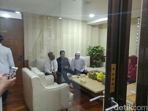 Jelang Sidang Vonis, Buni Yani Temui Aa Gym di Daarut Tauhiid