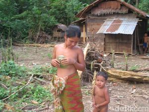 Suku Talang Mamak Apresiasi Keputusan MK Soal Penghayat Kepercayaan Suku Talang Mamak Apresiasi Keputusan MK Soal Penghayat Kepercayaan