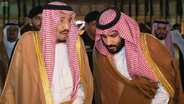 Foto: Momen Keakraban Raja Salman dan Putra Mahkota Arab Saudi