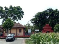 Petilasan Ratu Majapahit Banyak Dikunjungi Pengusaha Hingga Pejabat