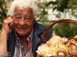 Chef Antonio Carluccio Meninggal di Usia 80 Tahun