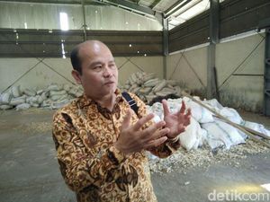 Gudang Garam Ini Beralih Jadi Tempat Penyimpanan Tongkol Jagung