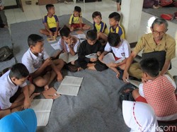 Banjir di Bandung, 150 Siswa SD Bojongasih Ngungsi ke Aula Desa