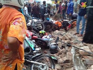 Semua Korban Tewas Tembok Roboh di Tegal Teridentifikasi