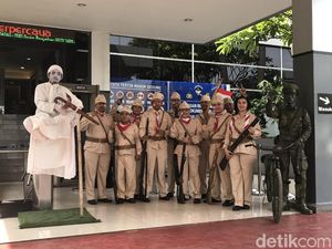 Tanamkan Jiwa Nasionalisme, Polisi Pakai Kostum Pejuang Kemerdekaan