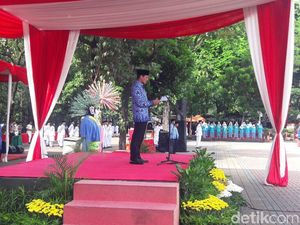 Upacara Peringatan Hari Pahlawan, Sandiaga Bacakan Amanat Mensos