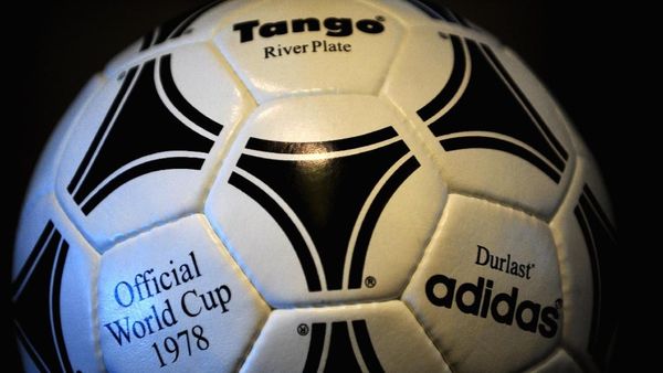 Evolusi Bola-Bola Piala Dunia (2)