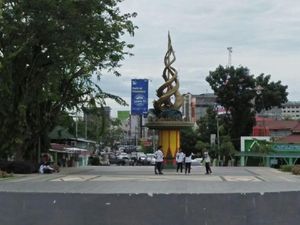 Hukuman Tertinggi Pentolan Korupsi Tugu Antikorupsi 3 Tahun Bui Hukuman Tertinggi Pentolan Korupsi Tugu Antikorupsi 3 Tahun Bui