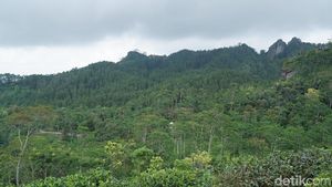 Nggak Seram Kok, Ini Bukit (Ng)ISIS yang Punya Panorama Indah