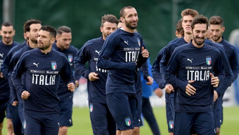 Pengaruh Buruk Gaya Guardiola ke Bek Italia di Mata Chiellini Pengaruh Buruk Gaya Guardiola ke Bek Italia di Mata Chiellini