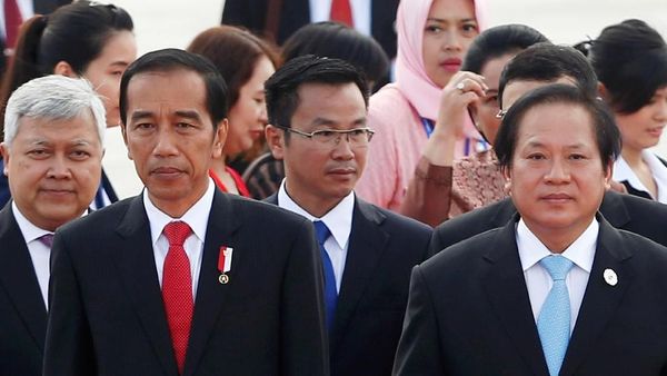 Foto: Jokowi, Trump, dan Pemimpin Dunia Hadiri KTT APEC di Vietnam