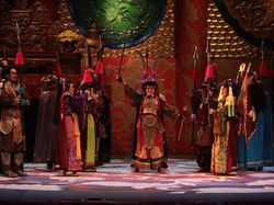 Tampil Menghibur, Wayang Tavip di Sin Jie Kwie 4 Sindir Kondisi Bangsa