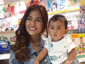 Waktu Tak Bisa Dibeli, Meisya Siregar Kumpul Bareng keluarga Kapan Saja Waktu Tak Bisa Dibeli, Meisya Siregar Kumpul Bareng keluarga Kapan Saja