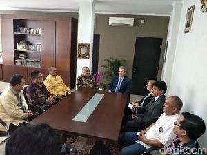 Di Hadapan Din, Pimpinan Komunitas Agama Katolik Puji Pancasila Di Hadapan Din, Pimpinan Komunitas Agama Katolik Puji Pancasila