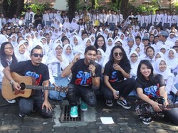 Nantikan! Band Kotak Siap Terbang di HUT TransMedia