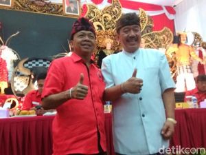 I Wayan Koster-Cok Ace yang Dipersatukan PDIP untuk Bali