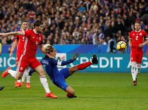 Prancis Tekuk Wales 2-0