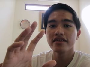 Agar Tetap Bugar saat Puasa, Kaesang Dipaksa Jokowi Minum Jamu