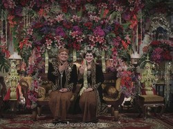 Cara Kahiyang Ayu Balas Netizen yang Bilang Riasan Wajahnya Mirip Hantu