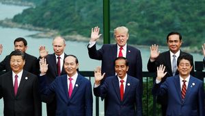 Keren, Jokowi Bersanding dengan Trump Hingga Putin