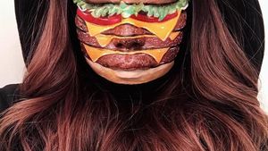 Keren! Makeup Artist Ini Rias Wajahnya hingga Mirip Burger dan Pizza