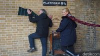 Foto: Peron 9 3/4 Harry Potter Sungguhan Ada di London