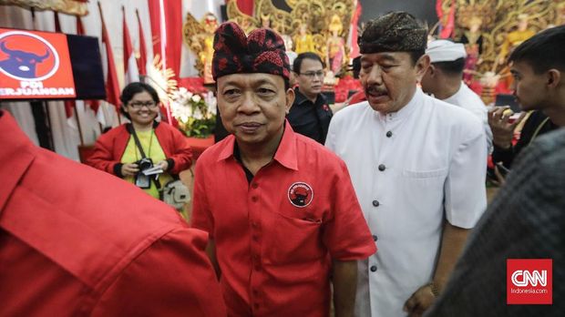 Gubernur bali Wayan Koster melegalisasi produk minuman beralkohol lokal.
