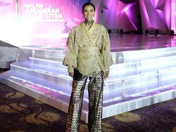 Penampilan Beda Shareefa Danish di Horor Ular Tangga, Jadi Anak Gunung