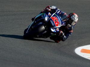Vinales Terkendala Rem Vinales Terkendala Rem